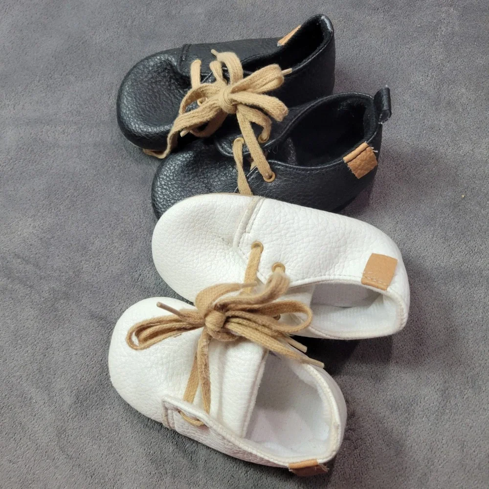 Baby Soft Sole Moccasins Bundle Black White Faux Leather Size 13 5in Minimalist